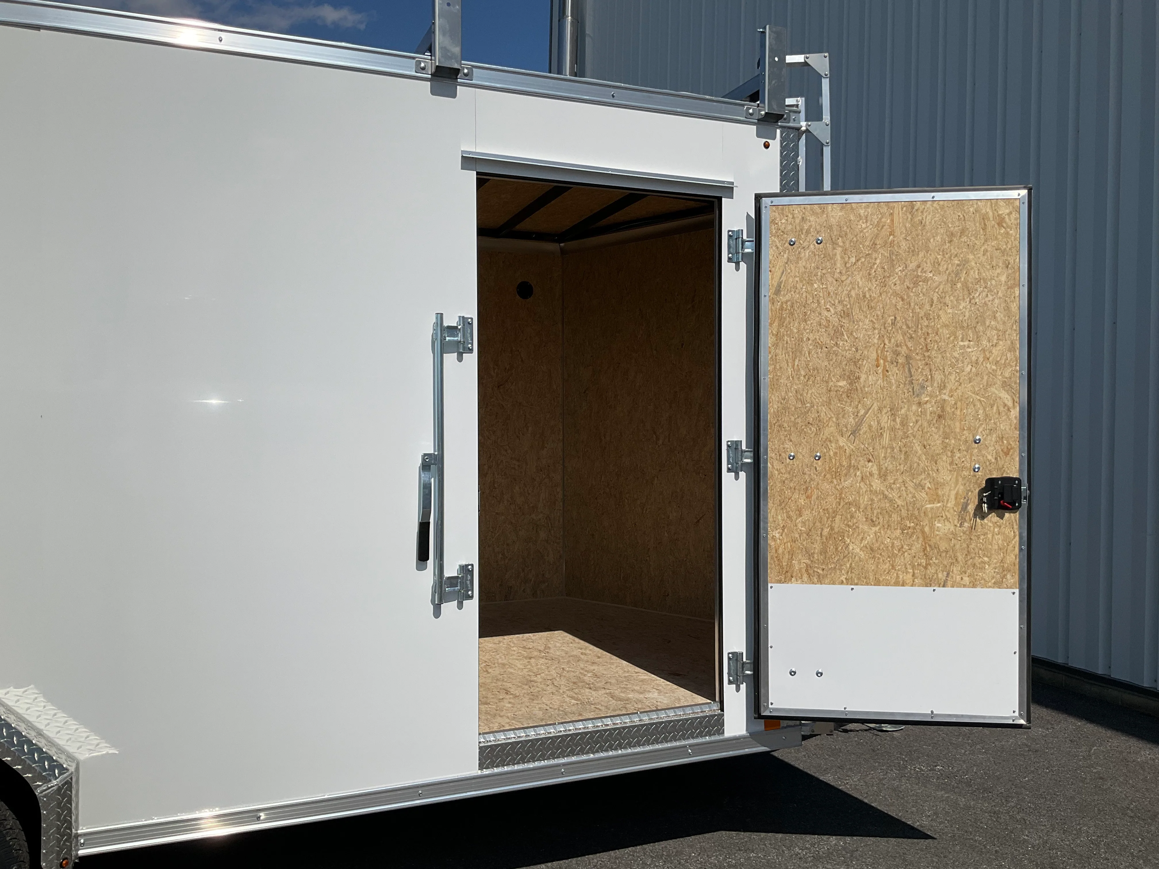 2026 Belmont TM7518 TM 7500 Series Enclosed Trailer (SKU-00992) - Image 4