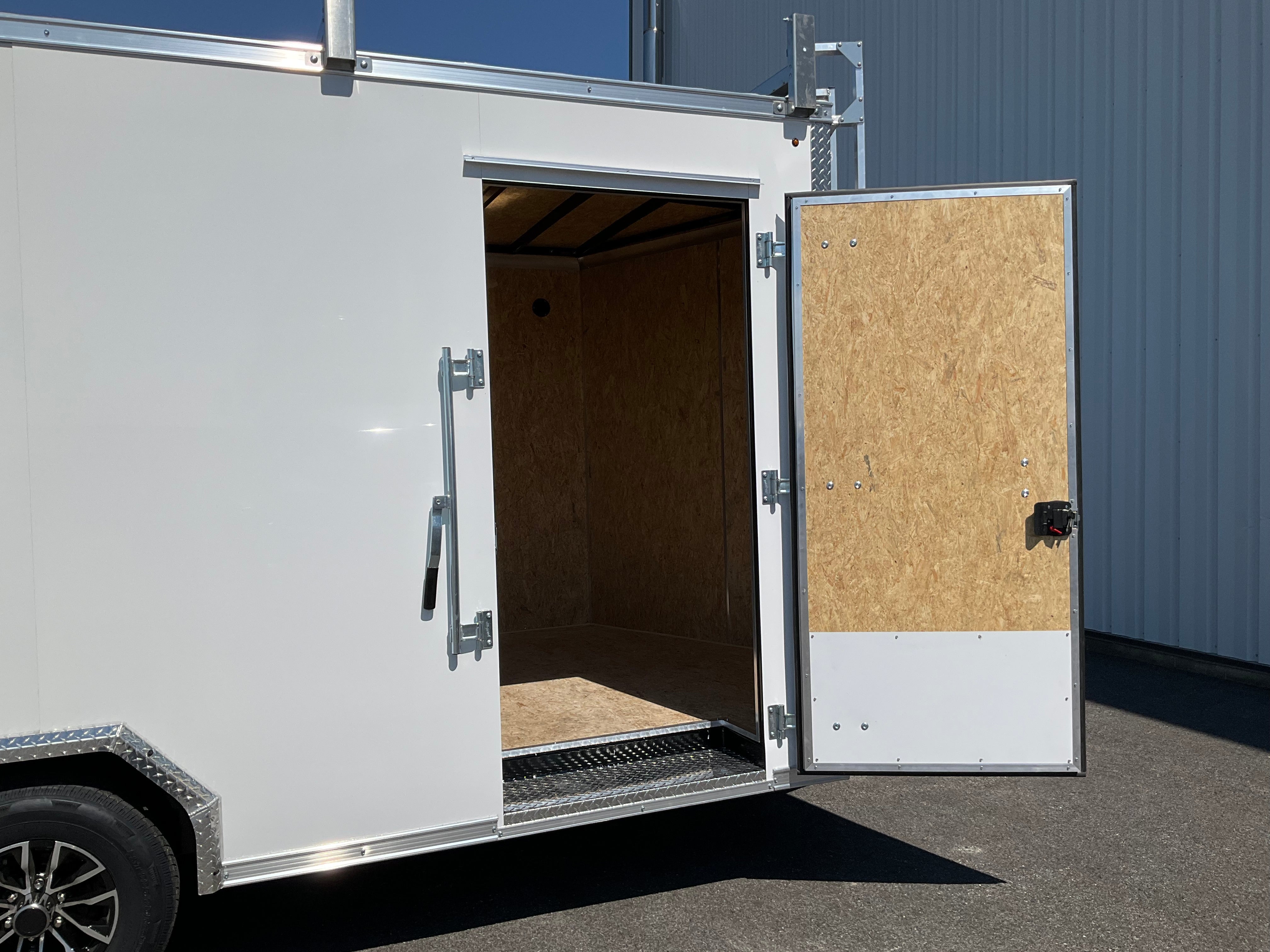 2026 Belmont TM8516 TM 8500 Series Enclosed Trailer (SKU-00990) - Image 4