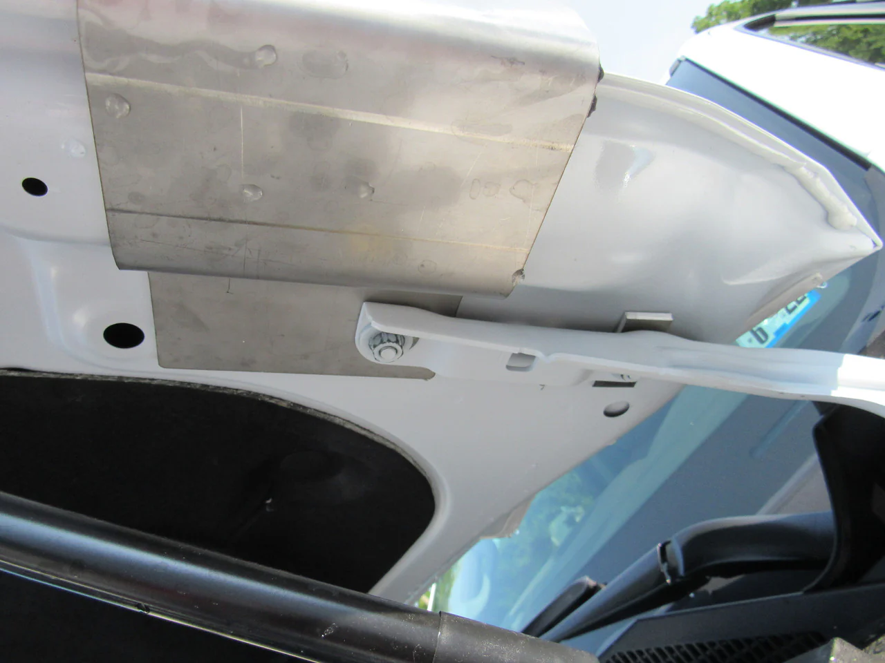 '20- '22 GMC Driver Side Hood Mount - Image 4