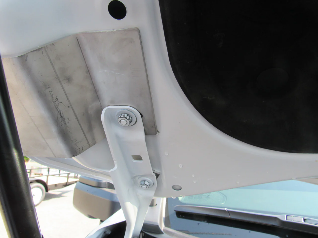 '20- '22 GMC Passenger Side Hood Mount - Image 2