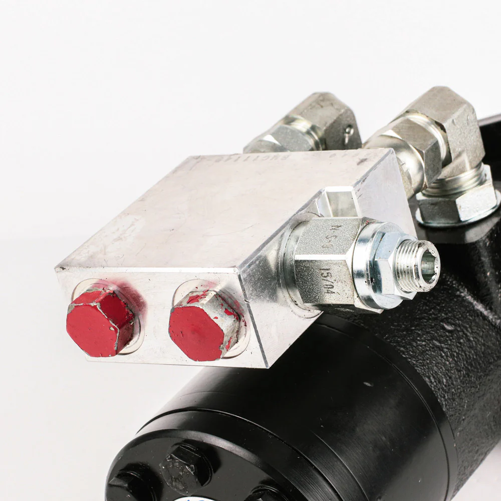 Complete Hydraulic Motor with Crossover Relief - Image 4