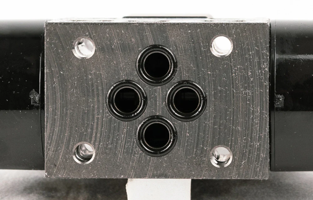 Nachi Solenoid Valve-SS-C6 - Image 4