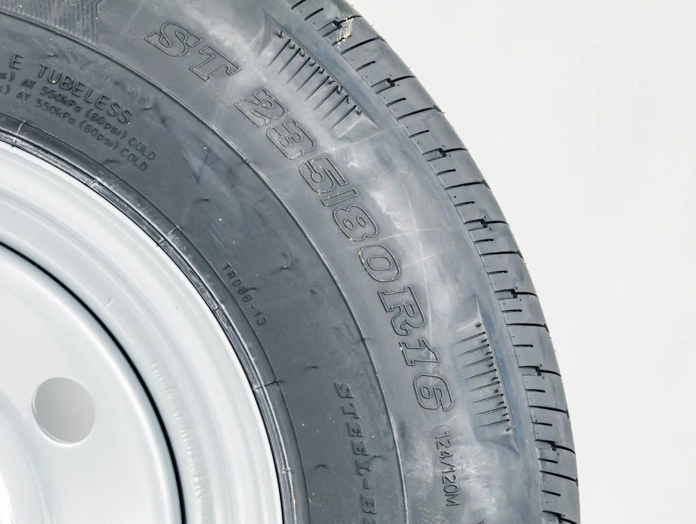 ST235/80R16 Load Range E Silver Mod Wheel - Image 4